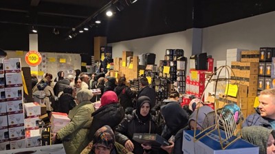 Zonguldak'ta 100 liraya satılıyor! Alaplı ilçesinde izdiham yaşandı
