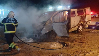 Alevlere teslim olan araç kullanılmaz hale geldi