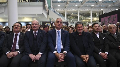 ArtAnkara fuarı başladı! Kültür ve Turizm Bakanı açılışta konuştu