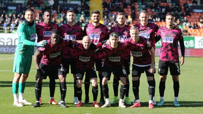 Alanyaspor, geriden gelerek kazandı