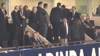 İYİ Parti'den AK Parti Kongresi'ne tepki: Salonu terk edip, açıklama yaptılar