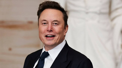 Musk, 2 demokrat senatöre karşı: 'Bu hafta ne yaptın?'