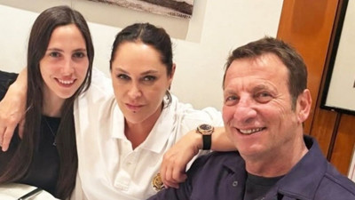 Hülya Avşar 'Aşklarım' diyerek paylaştı