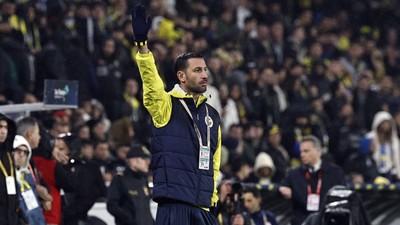 Fenerbahçe Teknik Sorumlusu Salvatore Foti: 'Sahada her geçen gün daha iyiye gidiyoruz'