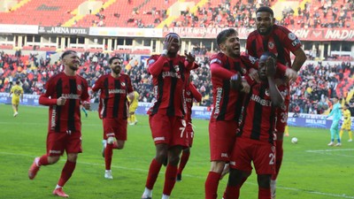 Gaziantep FK, Eyüpspor'u 3-1 ile geçti