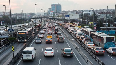 İstanbul Valiliği açıkladı: İşte trafiğe kapatılacak olan yollar