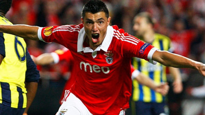 Süper Lig'i sallamıştı! 42 yaşında hala sahalarda