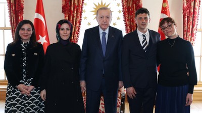 14 yaşında bıçaklı saldırıda hayatını kaybetmişti! Cumhurbaşkanı Erdoğan Ahmet Minguzzi'nin ailesiyle görüştü