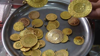 Altın sert düştü! Gram altın ne kadar oldu? 4 Nisan'da gram altının fiyatı ne kadar?