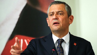Erdoğan'a seslenen Özgür Özel 'evime dönerim' diyerek koltuğunu ortaya koydu