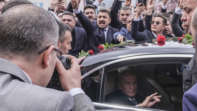 MHP, Alparslan Türkeş programına başladı… Devlet Bahçeli'den ilk kare...