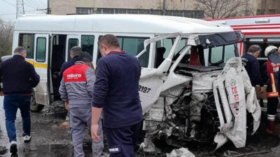 Kütahya'da feci kaza! 9 kişi yaralandı