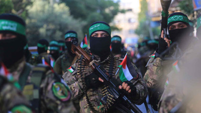İsrail'in hastaneye saldırmasına HAMAS'tan sert tepki