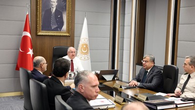 Milli Savunma Bakanı Yaşar Güler: Silah bırakmayan her yapı meşru hedefimizdir