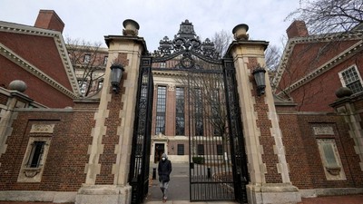 Harvard, Beyaz Saray'ın talep listesini reddetti: 2.2 milyar dolarlık fon durduruldu