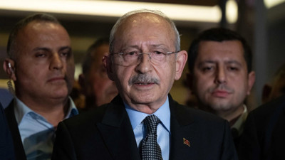 Kılıçdaroğlu, Sırrı Süreyya Önder'i ziyaret etti: '5 gün uyutulacak'