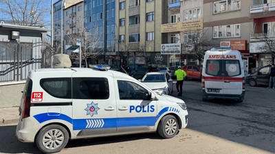 Erzurum'da bir polis mesai arkadaşını kazara yaraladı