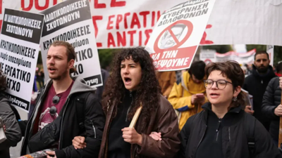 Yunanistan'da gösteri: Kazanın sorumluları aranıyor