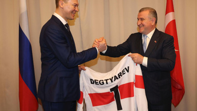 Gençlik ve Spor Bakanı Bak, Rus mevkidaşı Degtyarev ile görüştü