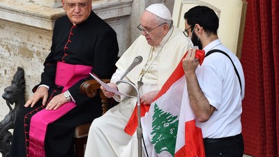 Lübnan'da Papa'nın ölümü nedeniyle 3 günlük yas ilan edildi