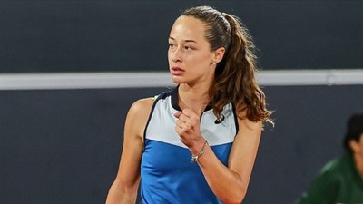 Milli tenisçi Zeynep Sönmez tur atladı