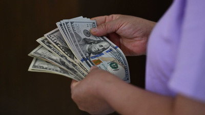 Dolar kan kaybediyor! Dolar son 3 yılın en düşük seviyesinde! Bugün dolar ne kadar oldu?