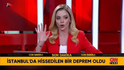 CNN Türk canlı yayınında deprem anı!
