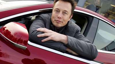 Elon Musk'a Tesla'dan kötü haber! Satışlar fena çakıldı