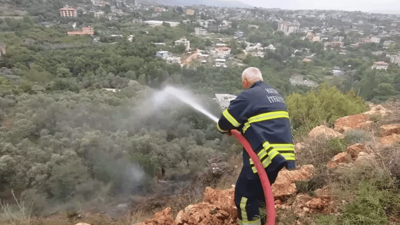 Hatay’da iki dönüm alan yandı: Zeytin ağaçları ve çalılık zarar gördü