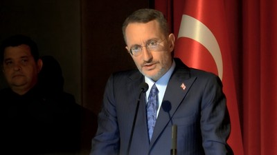 Fahrettin Altun'dan batıcılık eleştirisi: Hem Türkiye hem Kemal Tahir çok çekti...