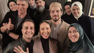 Kızıl Goncalar final bölümü ile ekrana damga vuracak! Özcan Deniz finalde geri dönüyor
