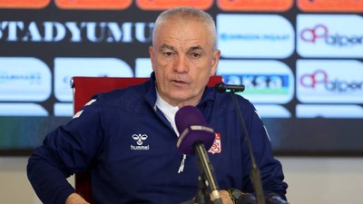Sivasspor Teknik Direktörü Rıza Çalımbay, Antalyaspor galibiyetini değerlendirdi