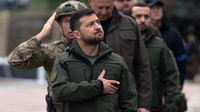 Zelenskiy çırpınıyor: ‘Bize İsrail gibi destek verin’