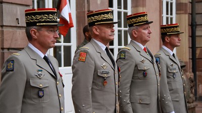 9 bin subaydan Macron'a Ukrayna ayarı