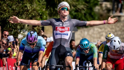 Kemer-Kalkan etabının galibi Tibor del Grosso oldu