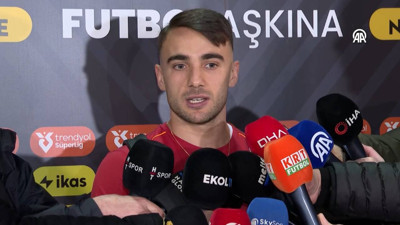 Yunus Akgün'den sözleşme açıklaması! Sezon sonunu işaret etti