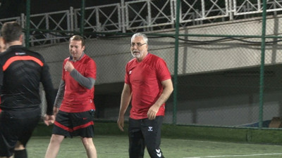 Bakan Işıkhan futbol oynadı: 'Alın teri kutsaldır'