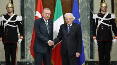 Cumhurbaşkanı Erdoğan'ın İtalya temasları sürüyor! Cumhurbaşkanı Mattarella ile görüştü