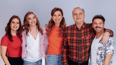 Sihirli Annem: Hepimiz Biriz filminden ilk afiş geldi! 22 yıl sonra yeniden