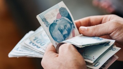 Bazı emeklilerin bayram ikramiyeleri iptal ediliyor…! SGK duyurdu