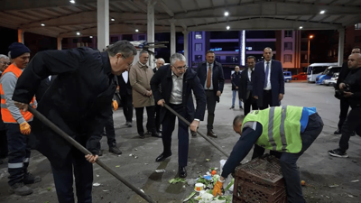 Çalışma Bakanı'ndan sendikacı yumruklayan Belediye Başkanı Veysel Tiryaki'ye destek