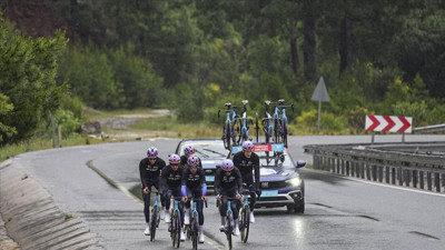 TUR 2025’e yoğun ilgi: Halk ve turistler bisikletçilere destek veriyor