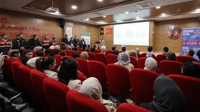 Mardin’de 100 bin anneye narkotik eğitimi verildi... 'En İyi Narkotik Polisi: Anne'