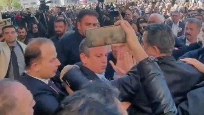 AKM'de Önder'in cenazesinde Özgür Özel'e saldırı