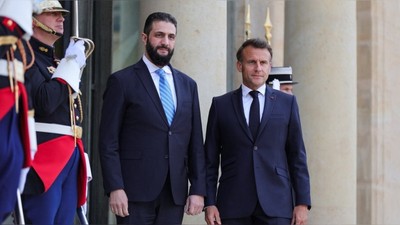 Fransa Cumhurbaşkanı Macron'dan Şara ile görüşme sonrası açıklama: İsrail'i eleştirdi