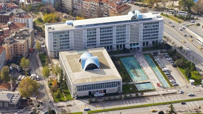 Murat Gülibrahimoğlu kimdir? Murat Gülibrahimoğlu hangi okuldan mezun?