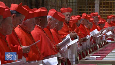 Yeni papa kim? Yeni papa seçildi mi? Yeni Papa Robert Prevost kimdir