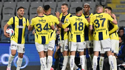 Fenerbahçe'den 4-1'lik galibiyet! Sarı-lacivertliler, Başakşehir'i mağlup etti