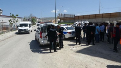 Şantiye işçileri arasında taşlı sopalı kavga! Yaralılar var