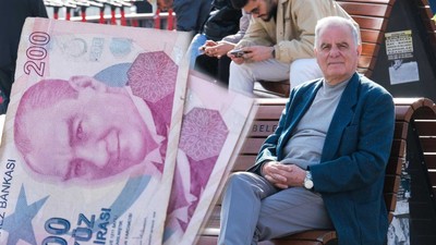 Emekliler, SGK'ya başvurup maaşlarını iptal ettiriyor